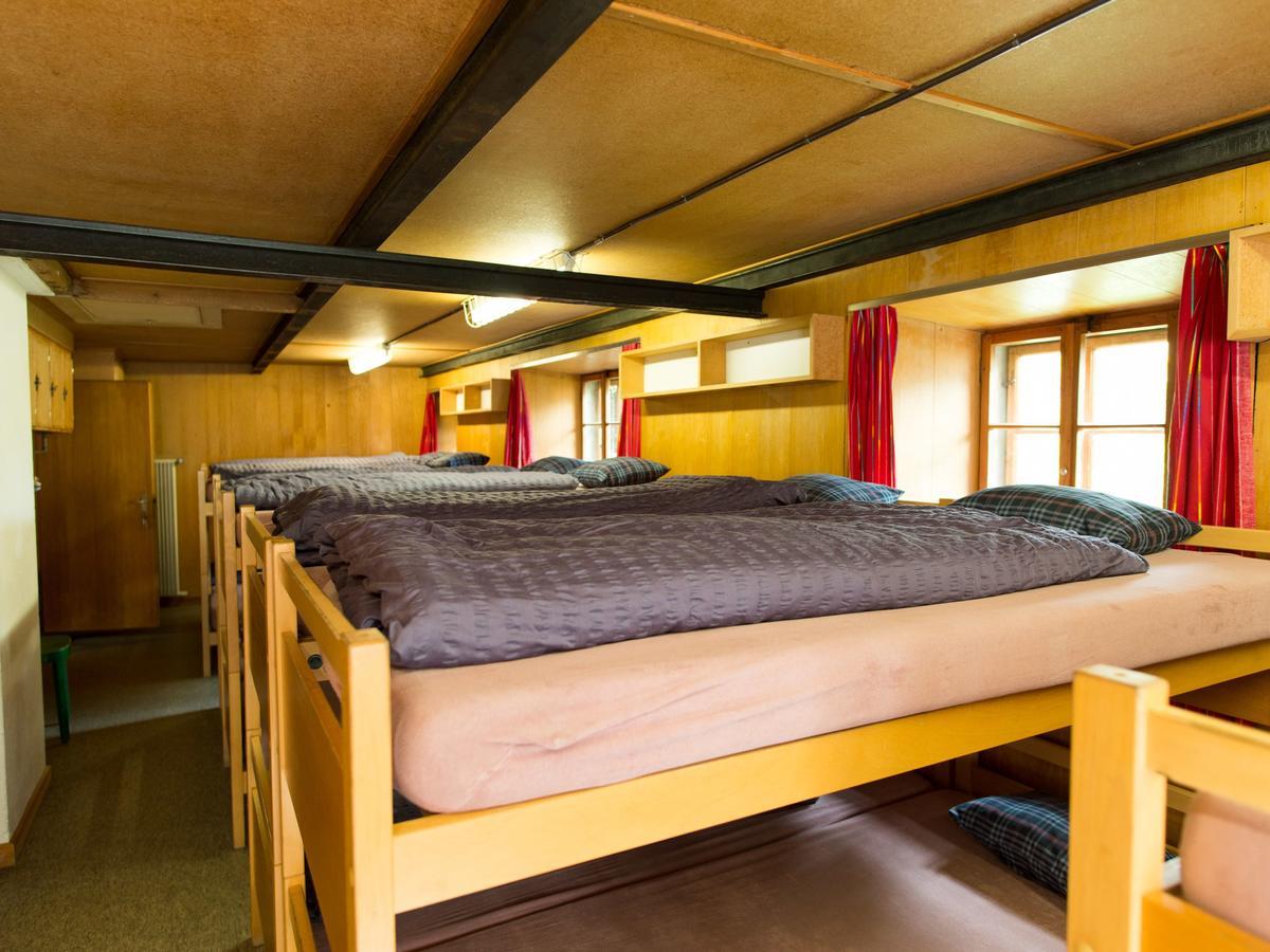 Gasthaus Pension Zum Turm Hospental Eksteriør billede